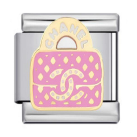 تشارم فضي شنطة شانيل